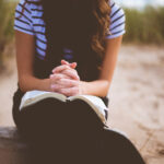 Pray_Bible_Beach_Sand_Read_Lady_Woman_Sitting_Sit_Nature_Grass_Log
